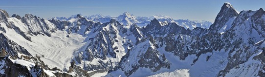 El paisaje de las montañas del Mont Blanc